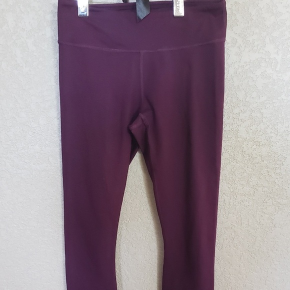 Fabletics leggings set of 3!! - Picture 2 of 8